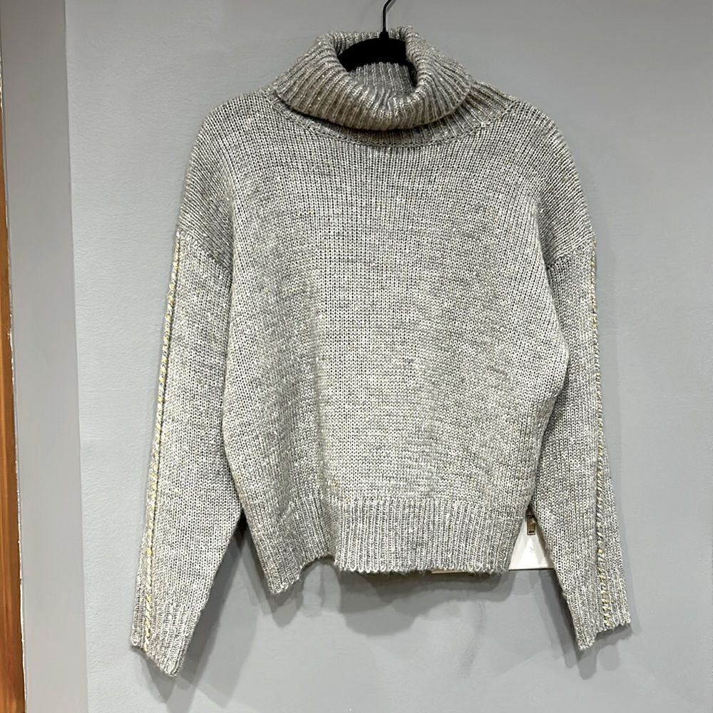 Harper Heritage NWT turtleneck sweater‎ size S BIN F